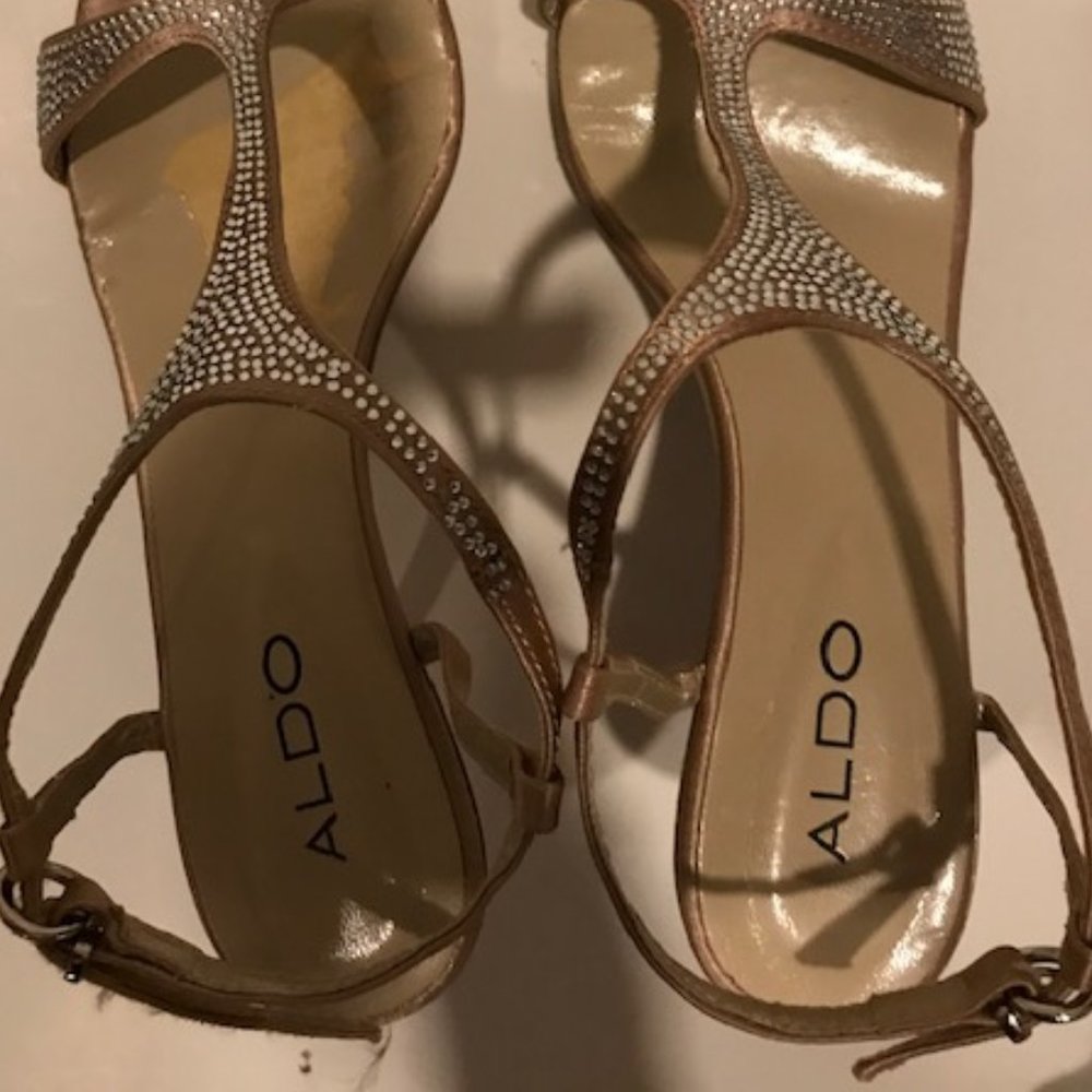 T strap heels - Picture 6 of 6